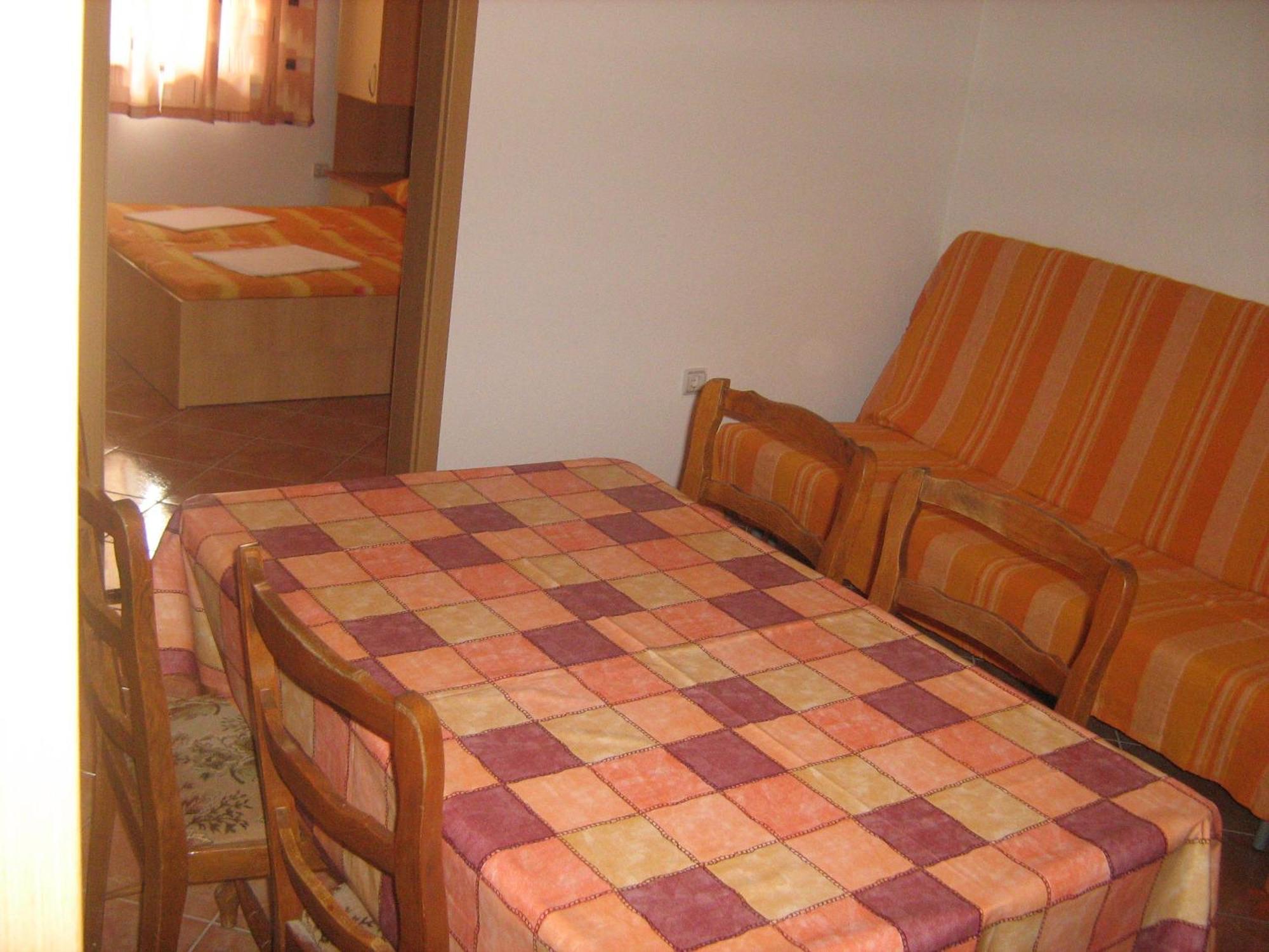 Apartments By The Sea Gradac, Makarska - 13681 Gradac  Room photo